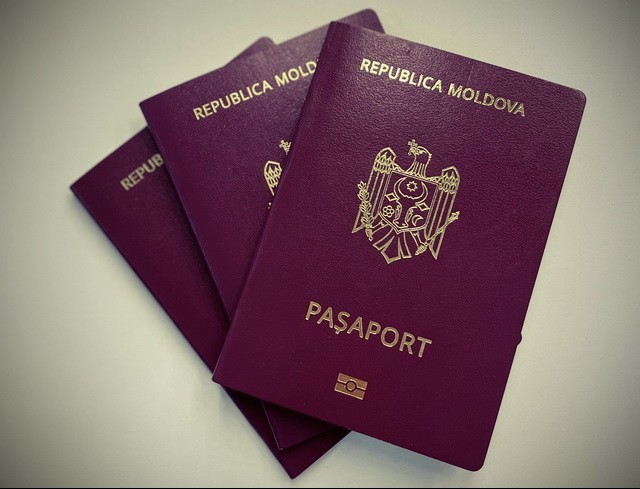 гражданство Молдовы по рождению